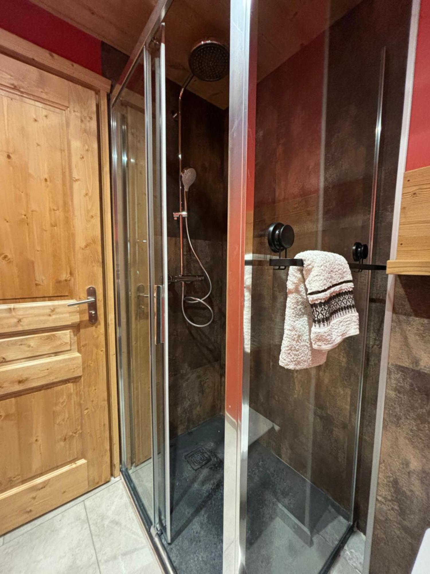 Les Secrets - Suites & Apartments Montriond Extérieur photo